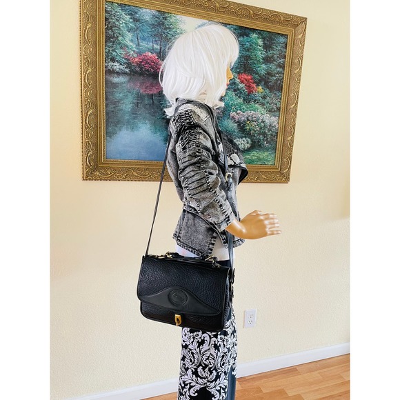 Dooney AND Bourke Equestrian black color small messenger crossbody/shoulder bag - Picture 3 of 10